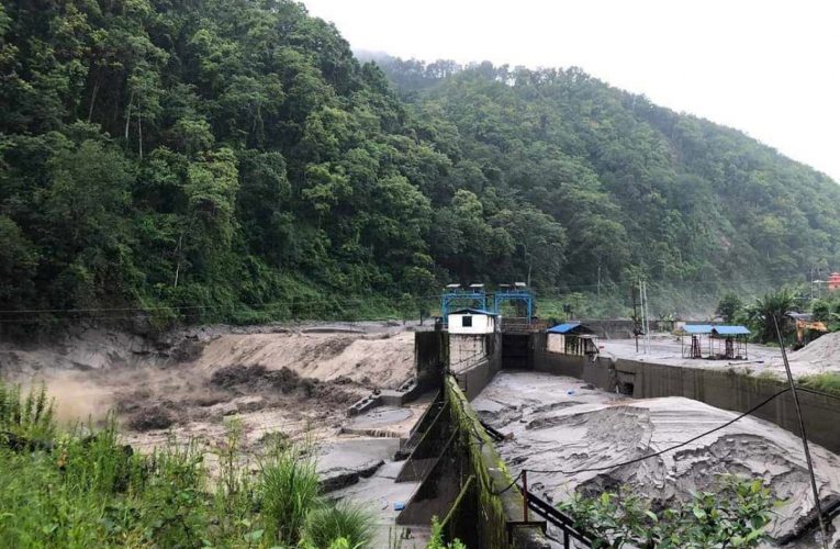 बाढीले इन्द्रावती तेस्रो जलविद्युत् आयोजनामा क्षति