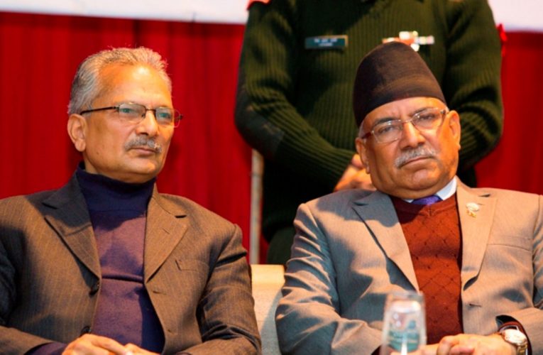 प्रचण्डले दिए बाबुरामलाई बुद्धि नभएको डाक्टरको संज्ञा