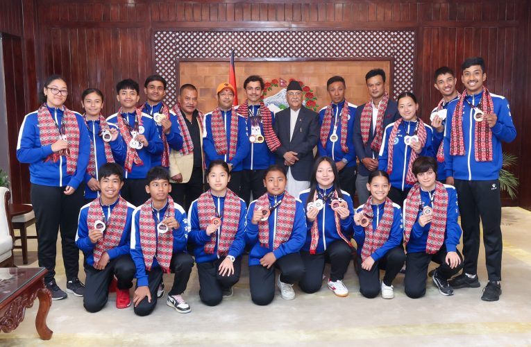 प्रधानमन्त्रीद्वारा दक्षिण एसियाली युथ टेबल टेनिस प्रतियोगिताका विजेता खेलाडीलाई बधाई