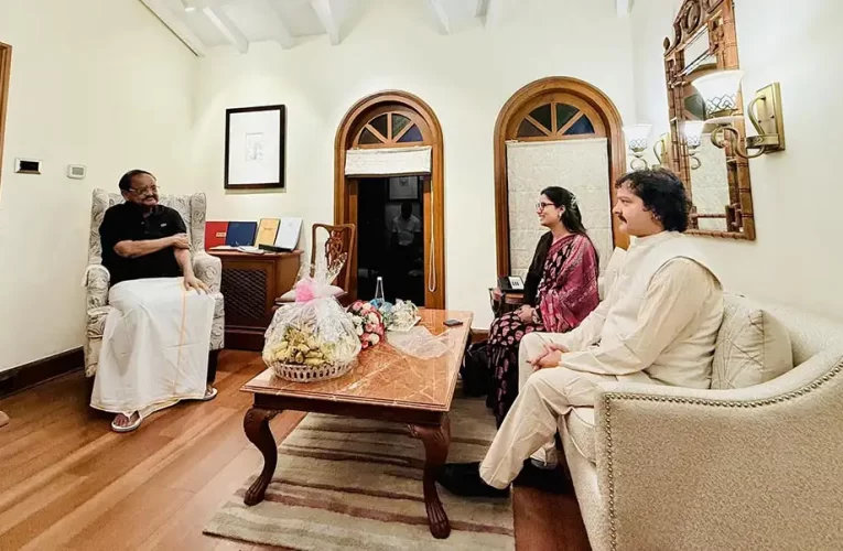 सांसदहरु गौतम र ढकालले गरे भारतका पूर्वउपराष्ट्रपति नायडूसँग भेटवार्ता