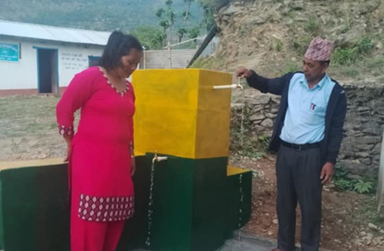 मुक्तिनाथ बैंक र मानव मिलनको सहकार्यमा सेतीदेवी विद्यालयमा खानेपानीको व्यवस्था