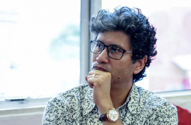 पत्रकार पाठकविरुद्ध पक्राउ पुर्जी जारी