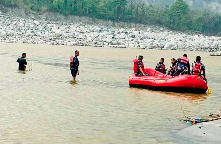 सप्तकोशीमा बेपत्ता सुरक्षाकर्मी खोज्न एसएसपीको टोली परिचालन