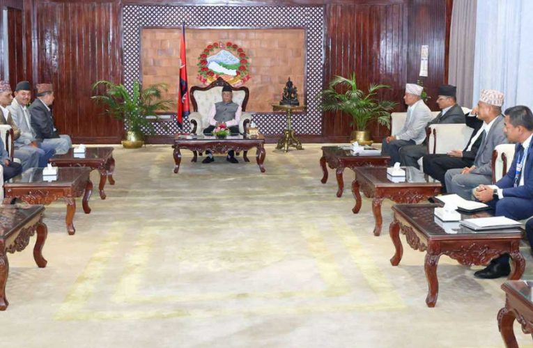 प्रधानमन्त्रीसँग भूमि समस्या समाधान आयोगका पदाधिकारीको छलफल