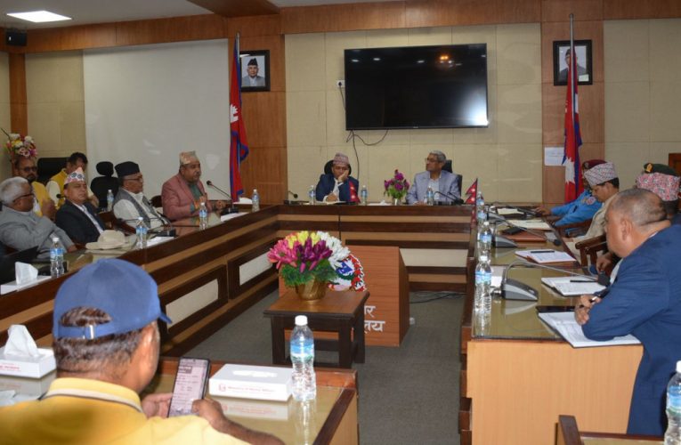 मंगलबार पनि देशभर सार्वजनिक यातायात नचल्ने
