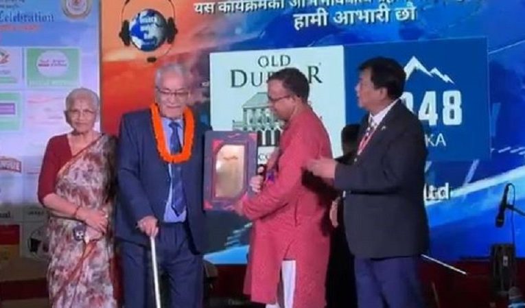 गीतकार बरिष्ठ डा.रिजाललाई ‘लाल–समुन्द्रा राष्ट्रिय बहुप्रतिभा पुरस्कारबाट सम्मानित