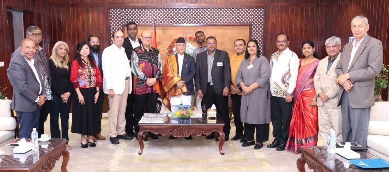 नेपालमा लगानी गर्ने बिषयमा प्रधानमन्त्रीसँग मलेसियाका व्यवसायीको छलफल