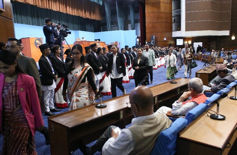 रास्वपा र राप्रपाले गर्यो आजपनि प्रतिनिधिसभा बैठक बहिस्कार