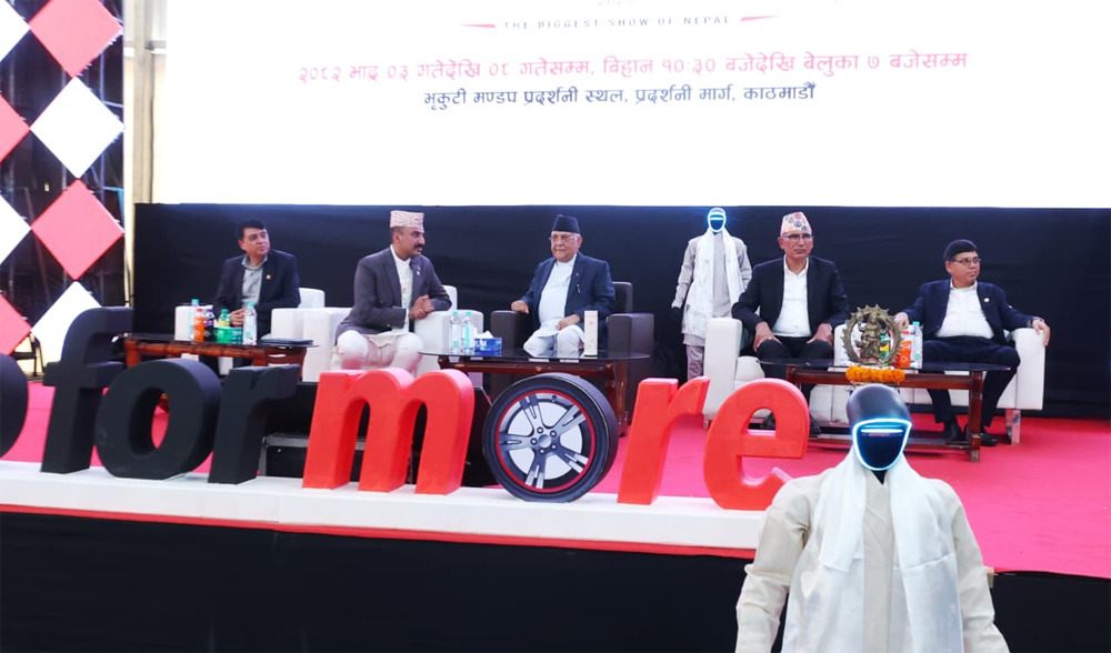 १७ औं संस्करणको नाडा अटो शो शुरु,प्रधानमन्त्री ओलीद्धारा उद्घाटन
