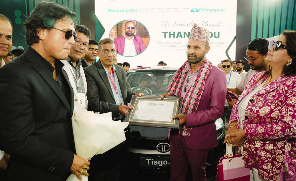 सिप्रदी ट्रेडिङले नाडा अटो शोमा गर्यो एक्प्रेस–टी ईभी फ्लिट पार्टनरलाई सम्मान