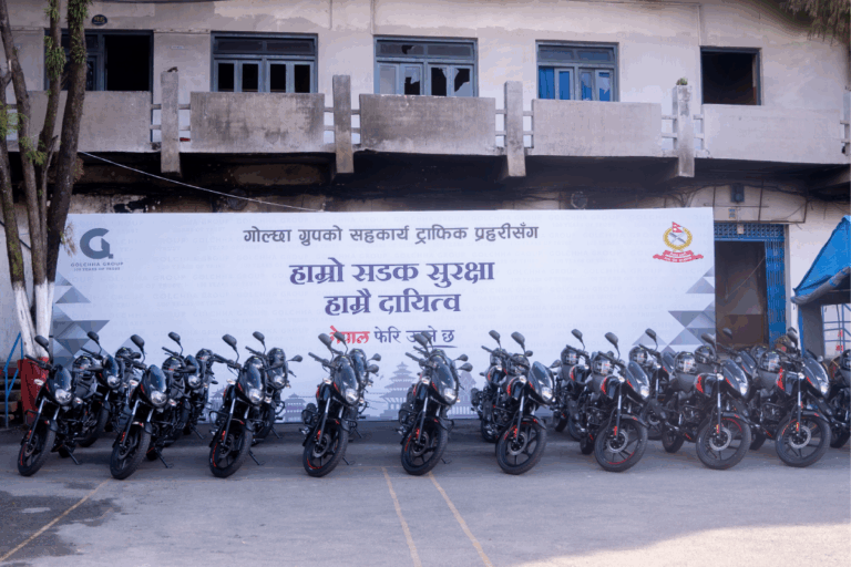 गोल्छा ग्रुपद्वारा ट्राफिक प्रहरीलाई २० थान मोटरसाइकल हस्तान्तरण