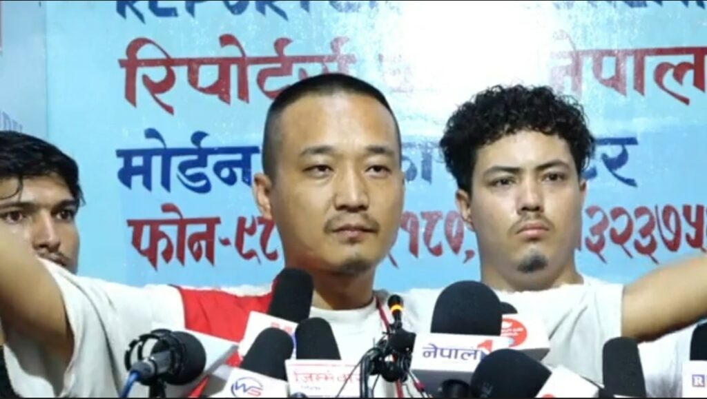 जेनजी समुहका हामी नेपालका अध्यक्ष गुरुङ शितल निवासमा