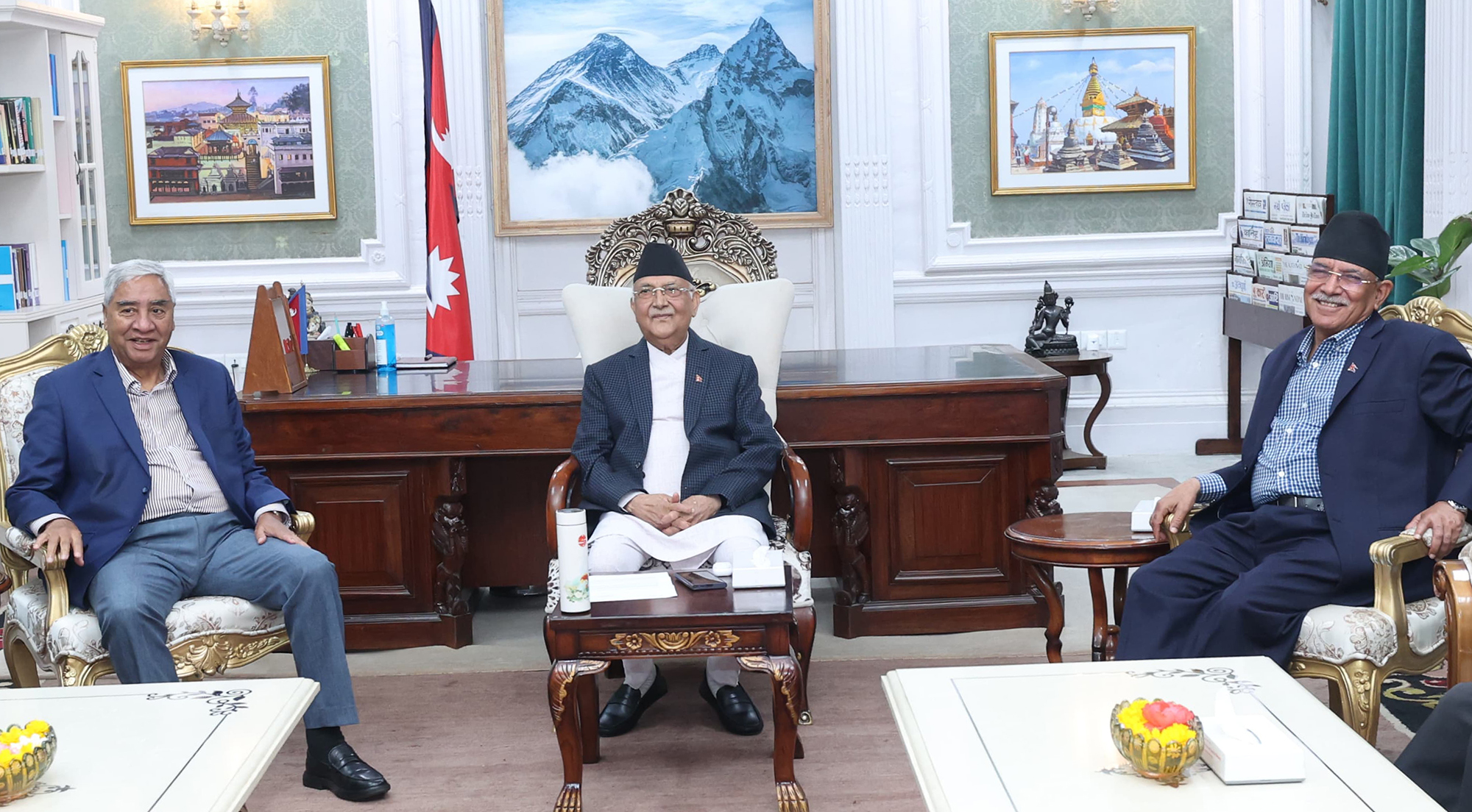 एमाले संसद् पुनर्स्थापनाको पक्षमा, कांग्रेस मझधारमा, माओवादी चुनावतिर