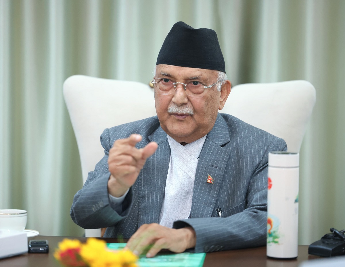नेतृत्व नछोड्ने ओलीको सन्देश