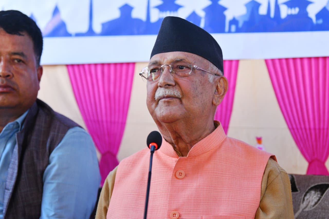 भक्तपुर जिल्ला कमिटीको ब्यानरमा गुण्डुमा कार्यकर्ता उतार्दै एमाले