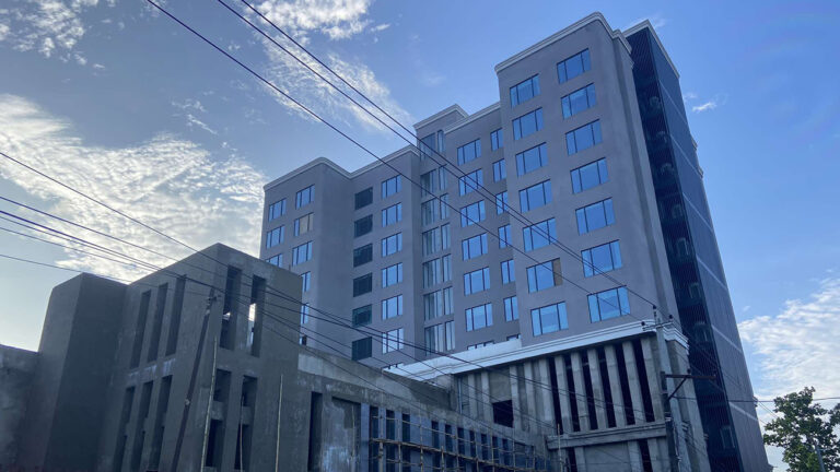 साढे तीन अर्ब लगानीमा बुटवलमा सञ्चालन भयो पाँचतारे हायात प्यालेस होटेल