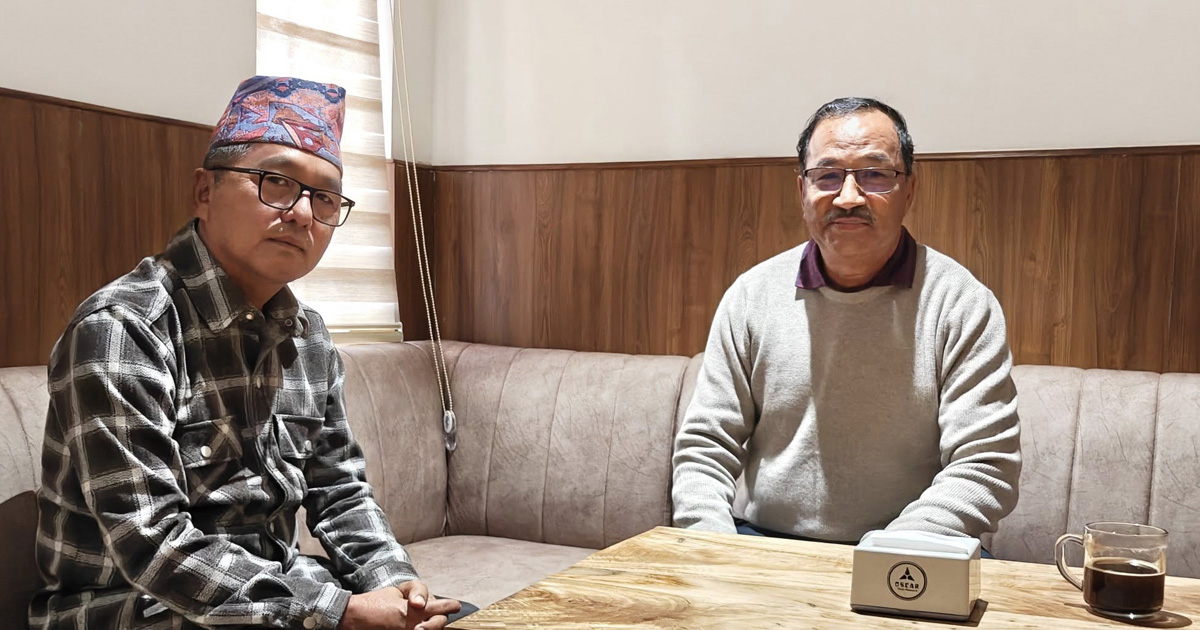 राजेन्द्र लिङ्देन र कमल थापाबीच भेटघाट