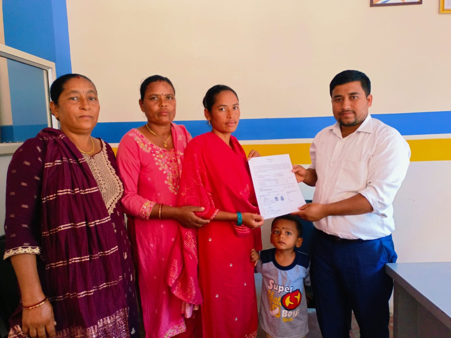 सिटिजन लाइफको सल्लिबजार शाखाद्वारा १३ लाख रुपैयाँ मृत्यु दाबी भुक्तानी