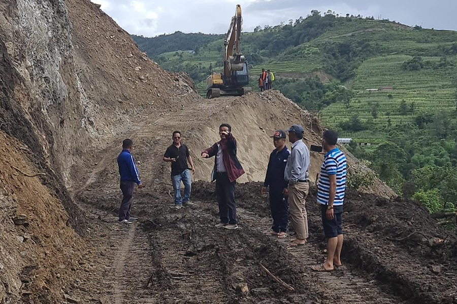 मेलम्ची मुहान जाने सडक स्तरोन्नति टेन्डर आह्वान