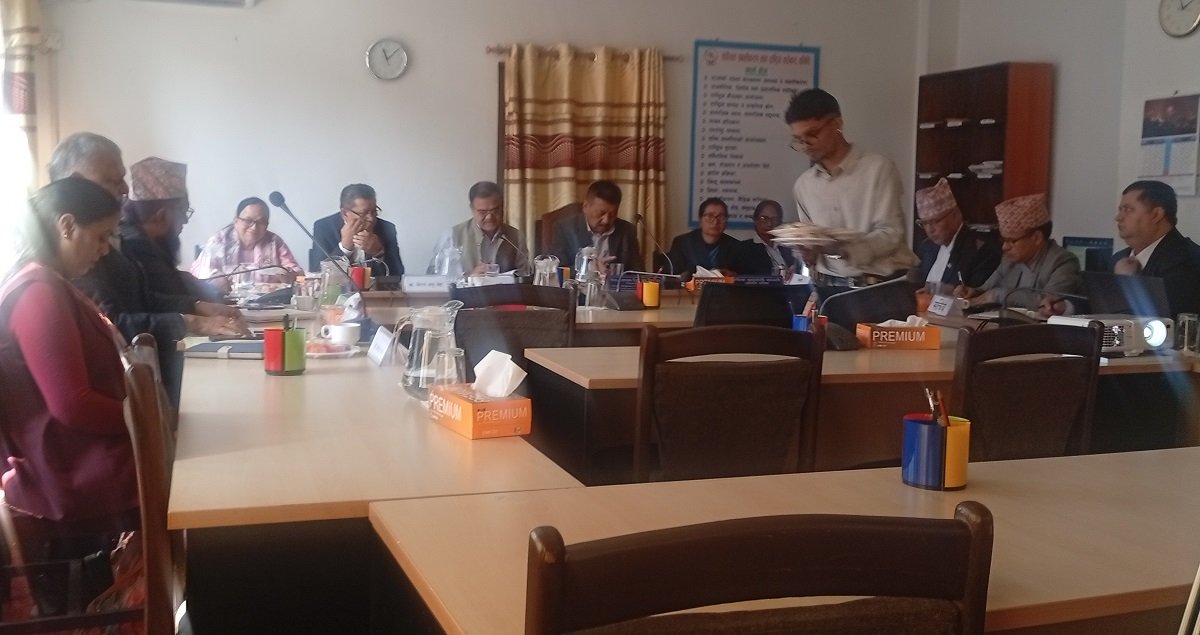 मलाई थाहा नै नदिई सांसदहरूको सुविधा कटौती गरियो : अर्थमन्त्री