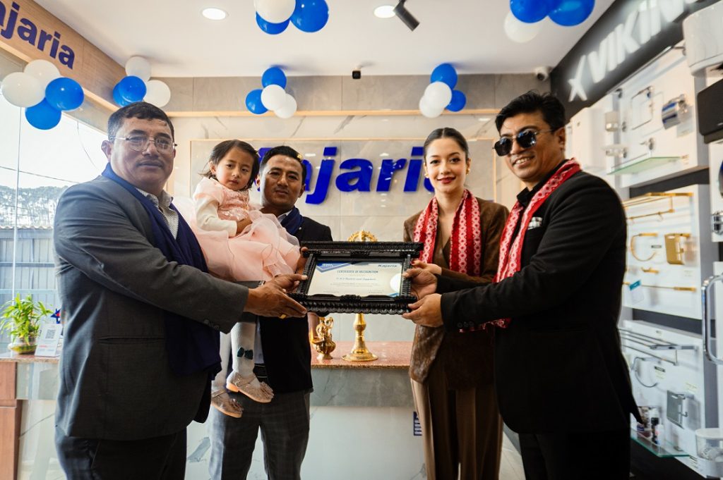 भक्तपुरमा कजारिया रमेश टाइल्सको नयाँ शोरुम