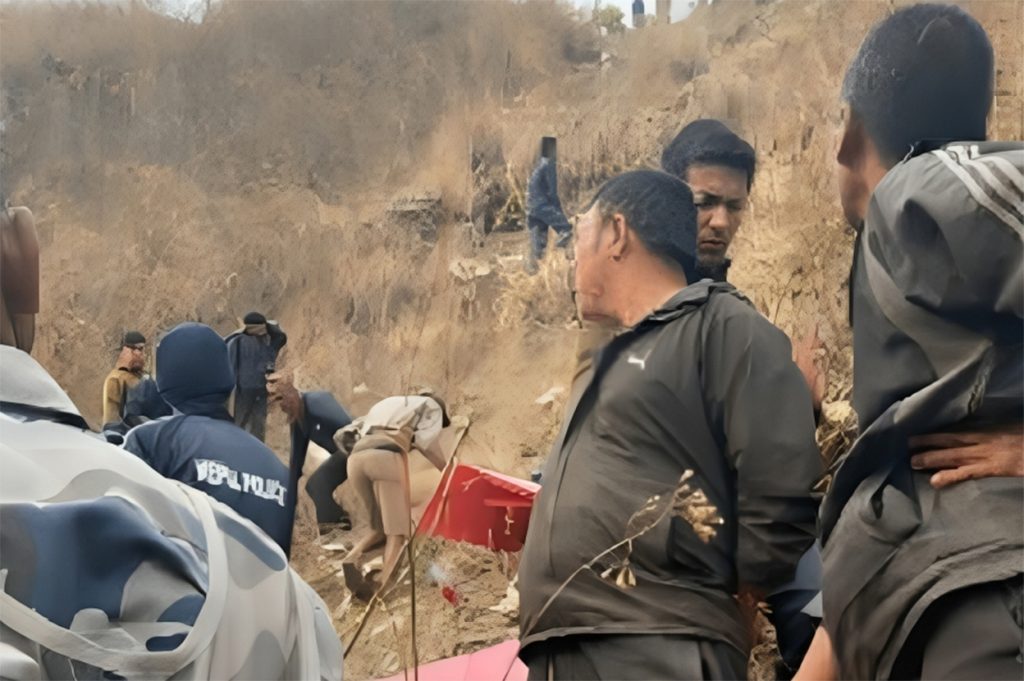 निर्वाचन कर्मचारी सवार जिप दुर्घटना, एक जनाको मृत्यु