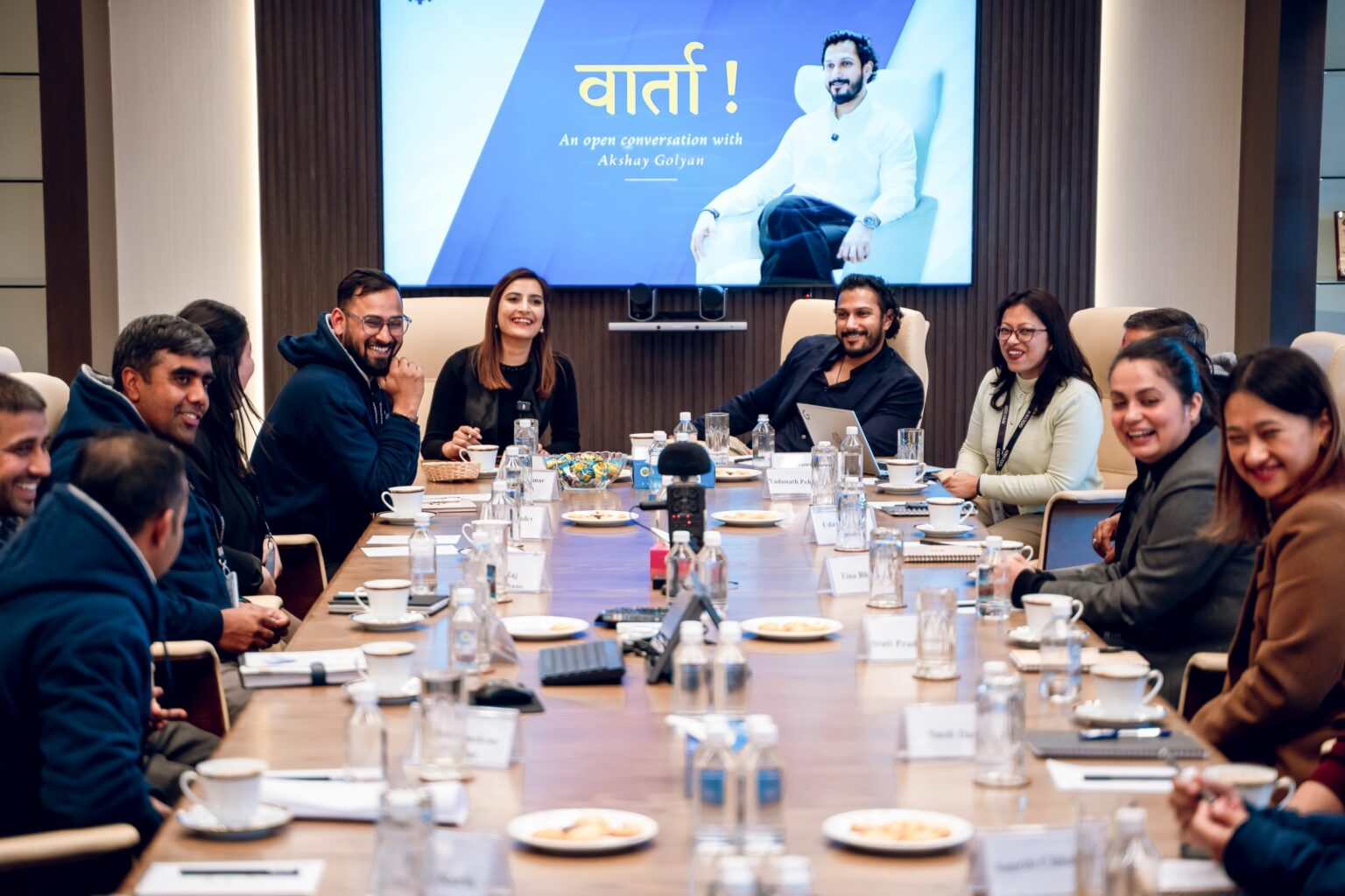 गोल्याण ग्रुपमा अक्षयको ‘वार्ता’