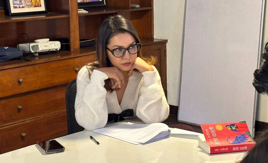 ‘सेतो धरती’ बाट नाटकमा डेब्यू गर्दै बेनिशा