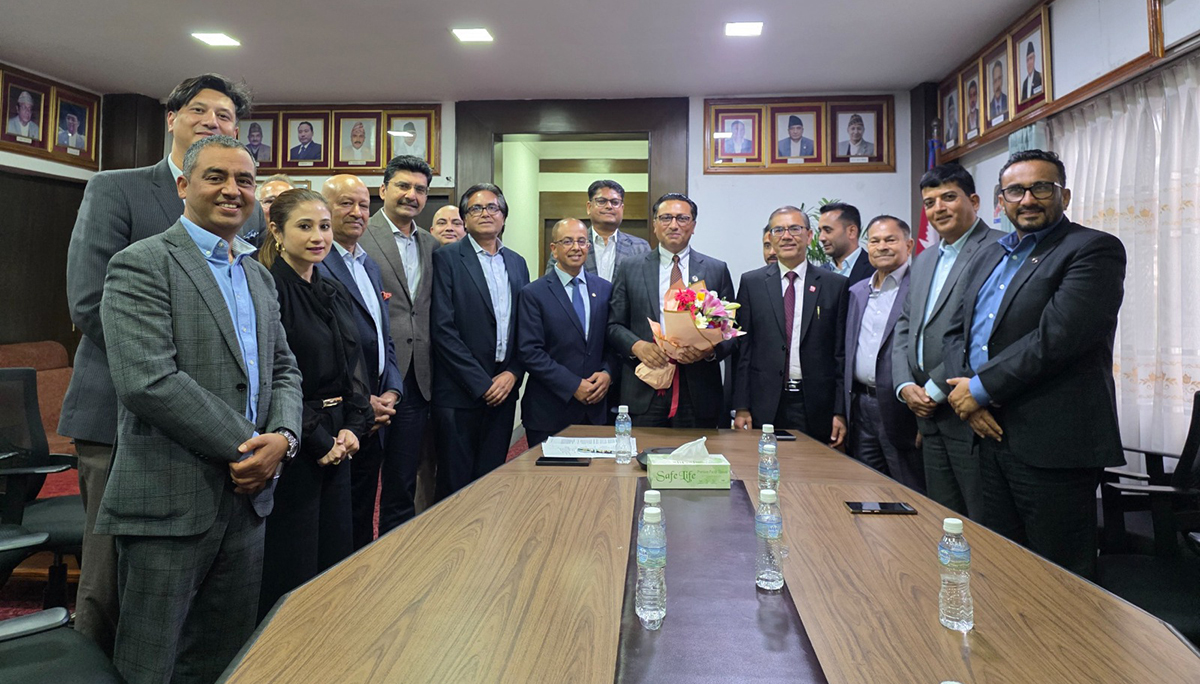 निजी क्षेत्रमैत्री वातावरण बनाउने अर्थमन्त्रीको प्रतिबद्धता