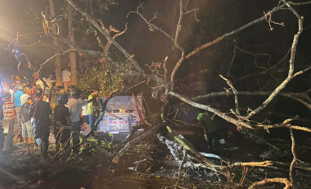 उदयपुरको कटारीमा हावाहुरीले २ जनाको मृत्यु